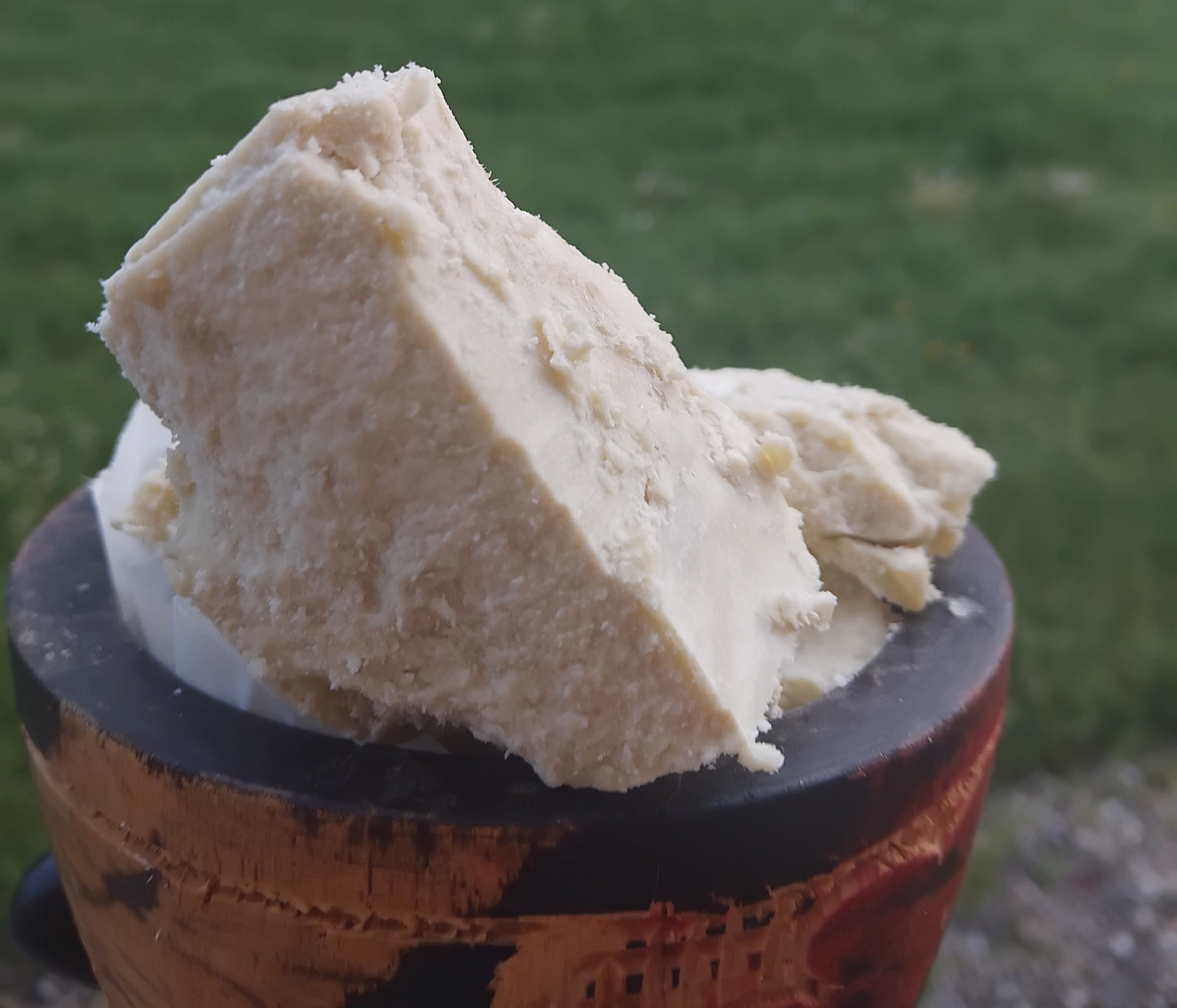 Raw Shea butter, Unrefined Organic 100% pure natural produced in Ghana